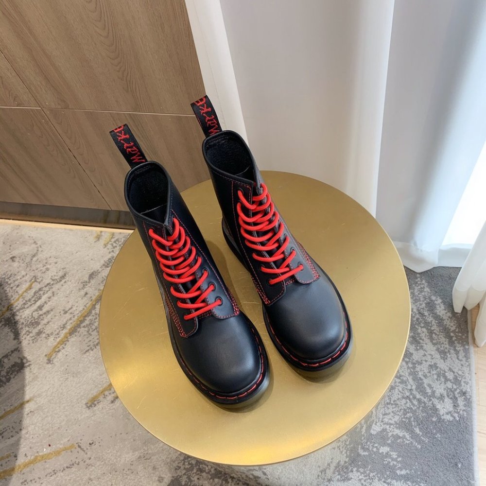 BRAND NEW Dr. Martens boot size 38（us7） - Picture 7 of 7